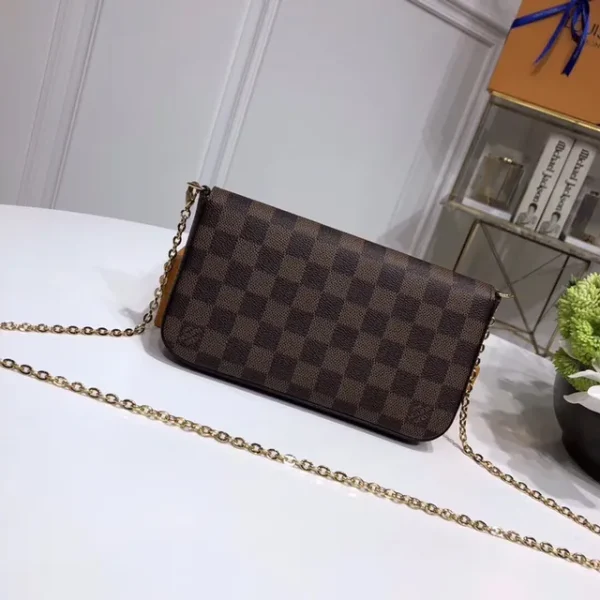 New Collection Bags / - 10037 - Image 9