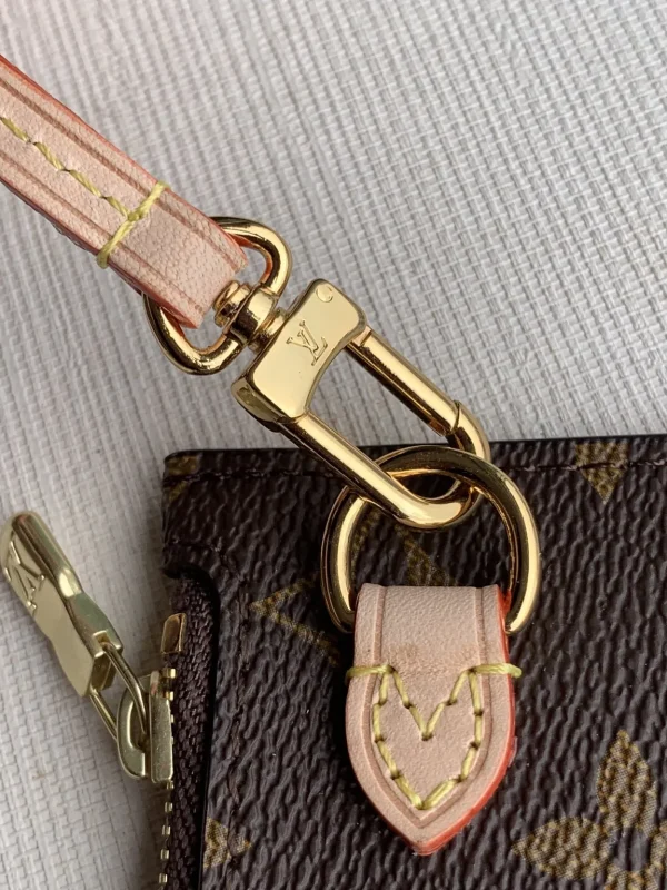 New Collection Bags / - 10053 - Image 9