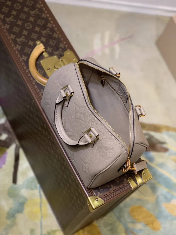 New Collection Bags / – 10093 - Image 9