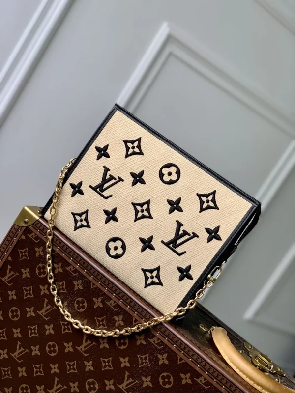 New Collection Bags / - 10041 - Image 10