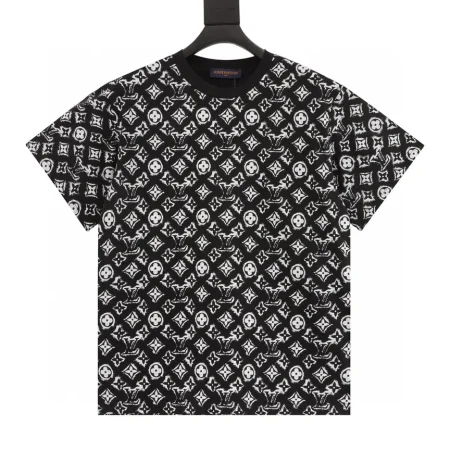 New Collection T-Shirt / - 20011