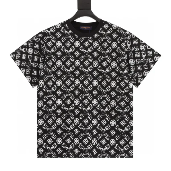 New Collection T-Shirt / - 20011
