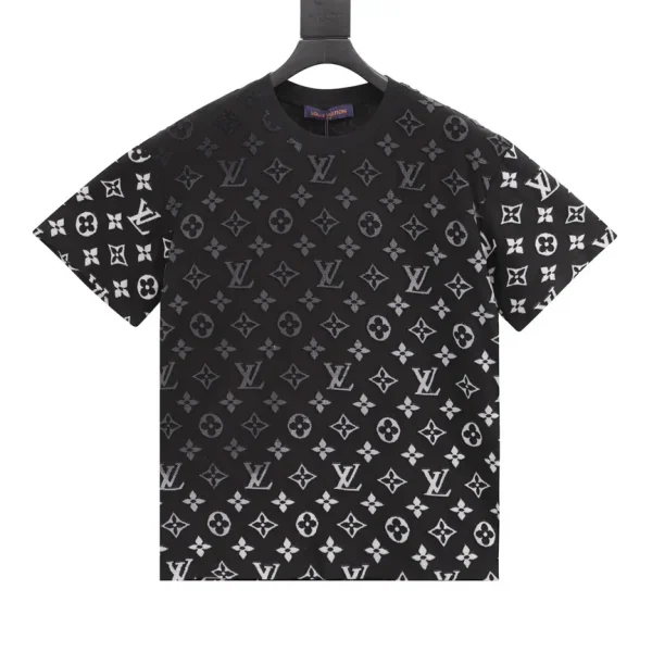 New Collection T-Shirt / - 20047