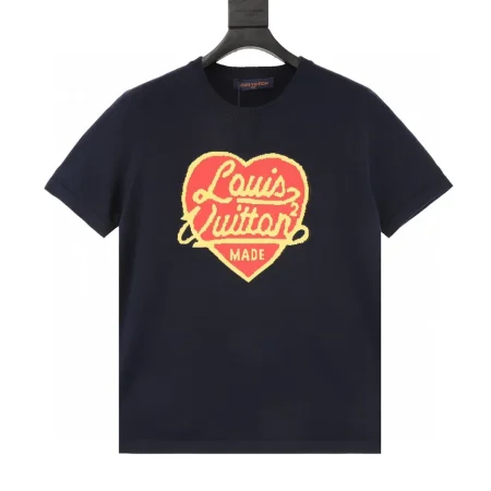 New Collection T-Shirt / - 20071