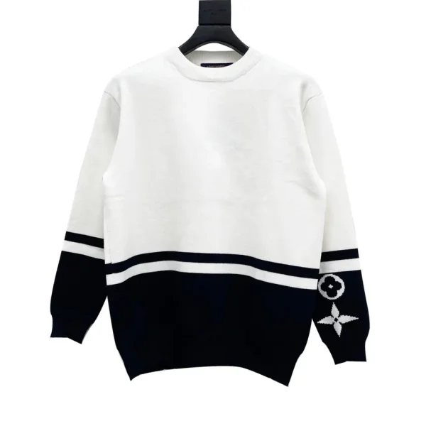 New Collection Sweatshirt / - 30042 - Image 10