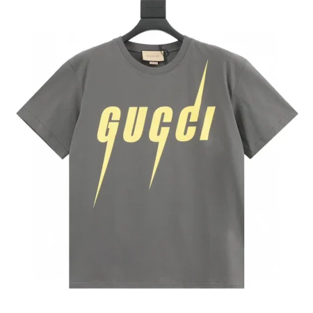New Collection T-Shirt / - 10037
