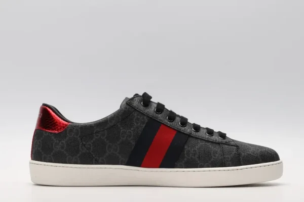 New Collection Shoes / – 90100